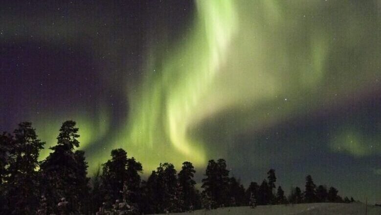 aurora borealis, finland, inari-2163332.jpg